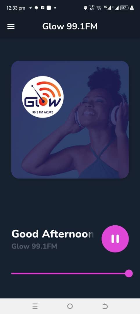 Glow FM mobile app interface